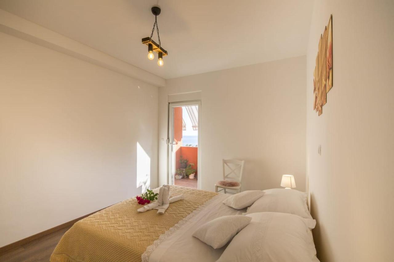 Little Bee Apartment Komiza Luaran gambar