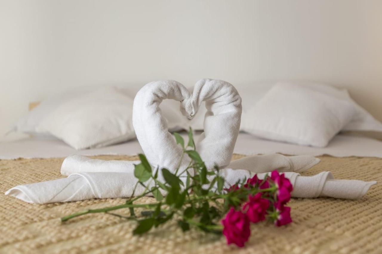 Little Bee Apartment Komiza Luaran gambar